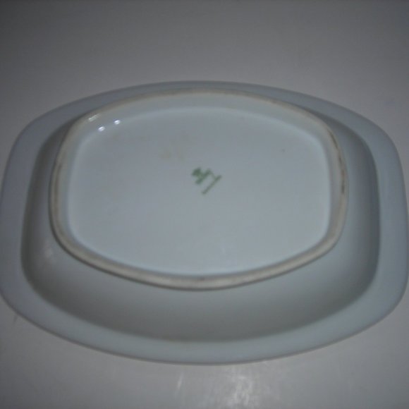 SOLD...T K THUN antique vegetable BOWL #THU244,oval shape - Picture 2 of 3